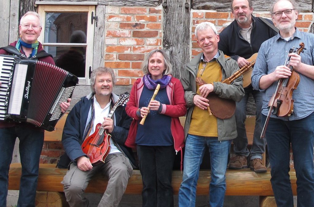 KulturSommer: Folk-Tanzabend für alle!