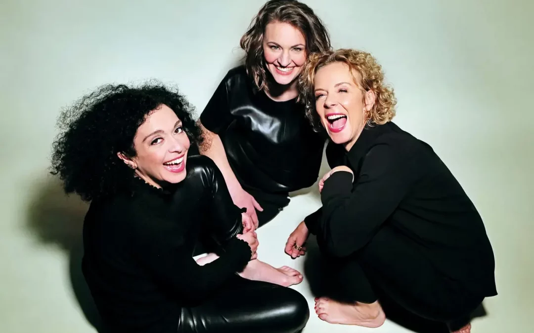 Katja Riemann, Franziska Hölscher & Marianna Shirinyan: „Rot“