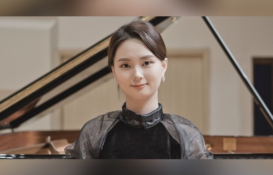 „Liebe, Spiel und Leidenschaft“ – Joo Young Park lässt „Wanderjahre“ und ein Konzert ohne Orchester erklingen