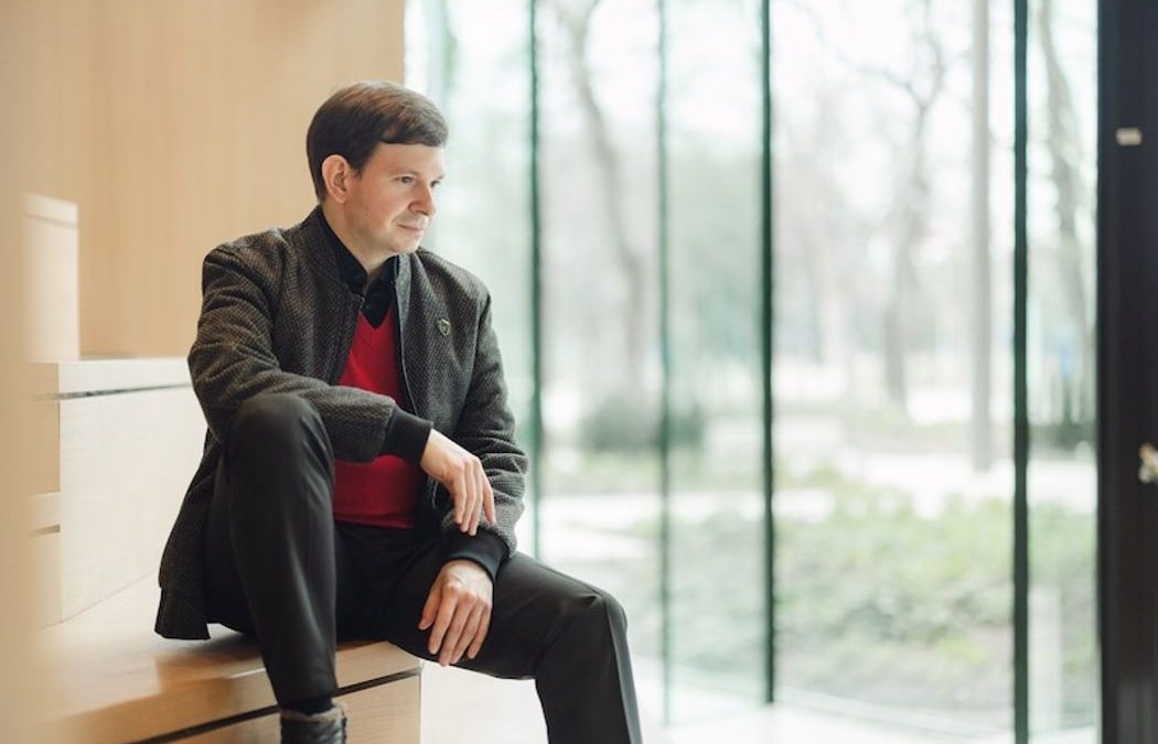 „Von Clair de lune bis Mephisto“- István Lajkó lässt Musik Geschichten erzählen